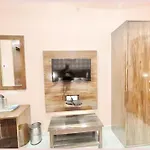 Hotel Nil Gagan Near Shree Vishwanath Temple - Fully Air Conditioned Room-Hygiene And Spacious Room - Free Wi-Fi - A Top Rated Hotel